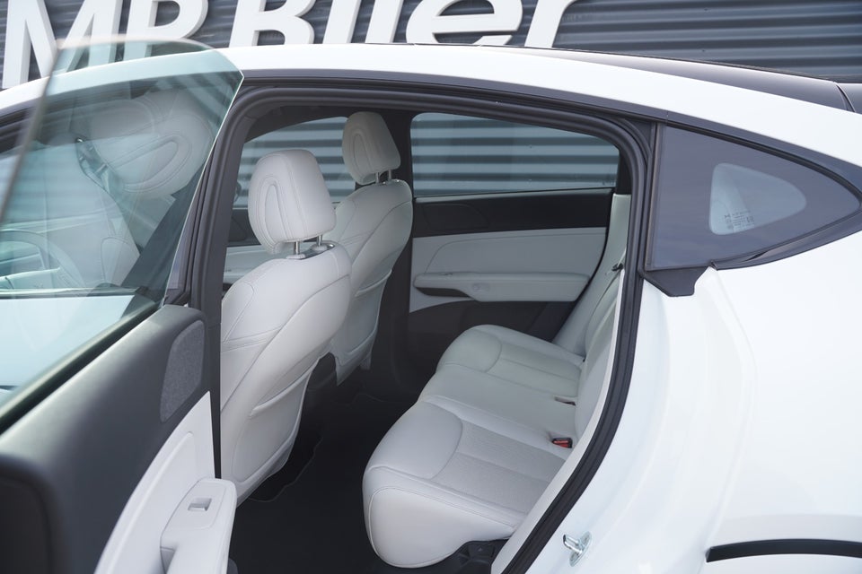 Xpeng G6 Standard Range 5d