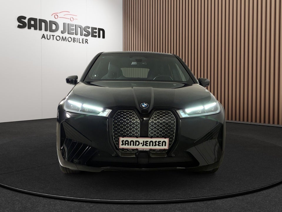 BMW iX xDrive50 M-Sport 5d