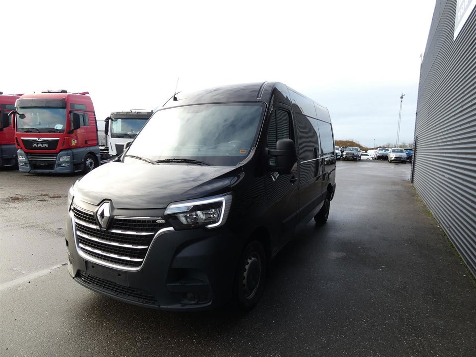 Renault Master IV T33 2,3 dCi 135 L2H2 Kassevogn