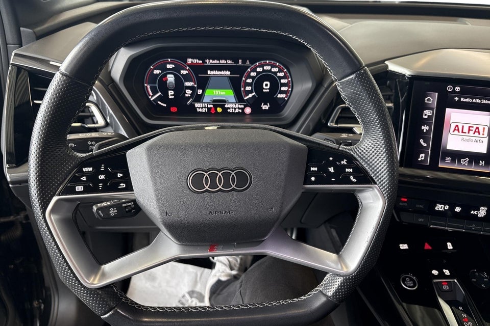 Audi Q4 e-tron 40 S-line Sportback 5d