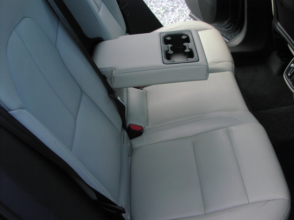 Volvo XC40 2,0 D4 190 Inscription aut. AWD 5d