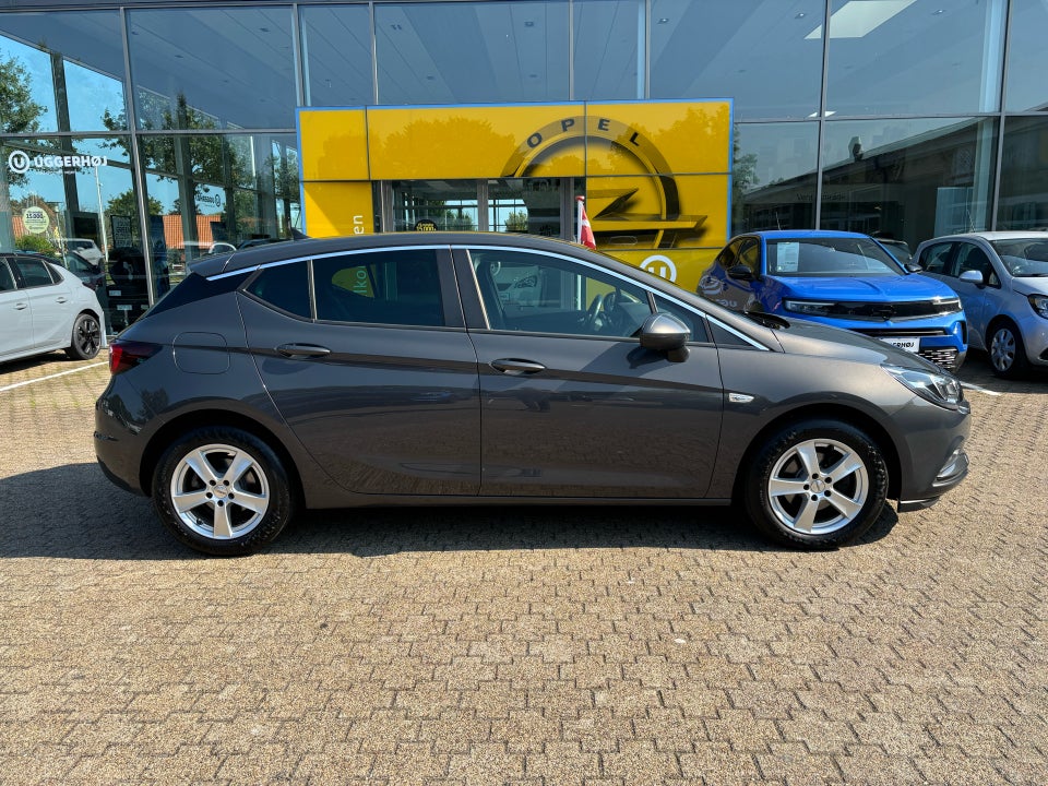 Opel Astra 1,0 T 105 Enjoy 5d