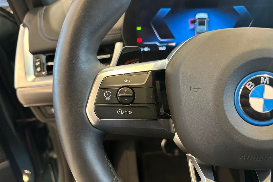 BMW iX1 eDrive20 M-Sport Pro 5d