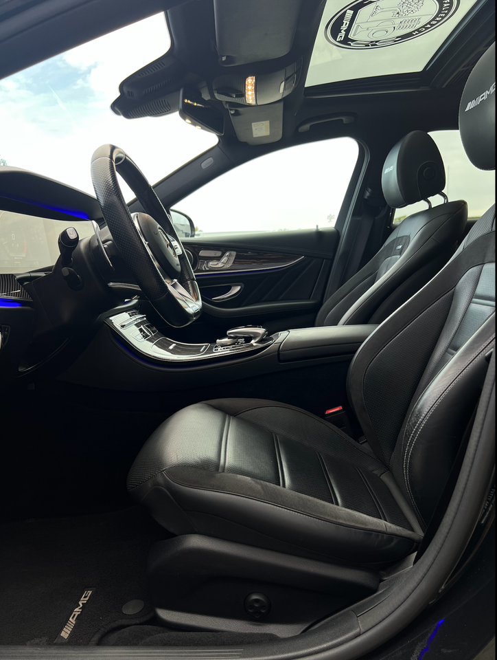 Mercedes E63 4,0 AMG stc. aut. 4Matic+ 5d