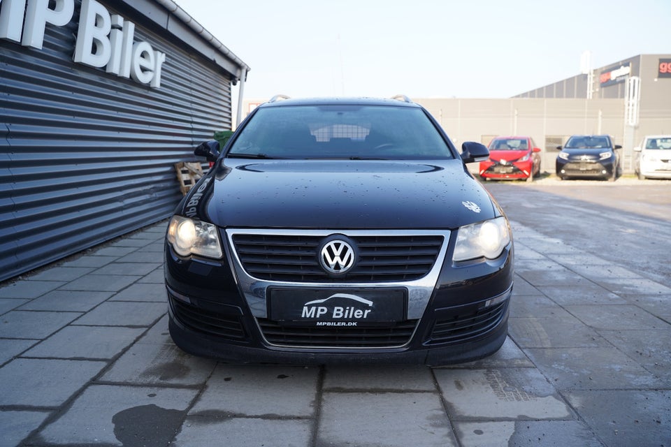 VW Passat 2,0 FSi Comfortline Variant 5d