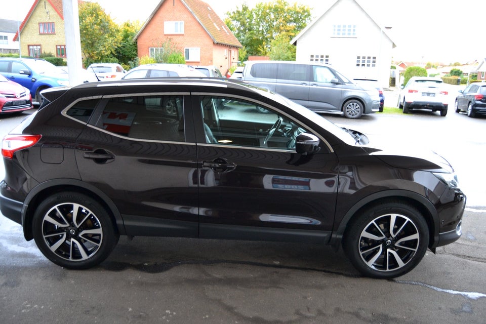 Nissan Qashqai 1,6 dCi 130 Tekna X-tr. Van 5d