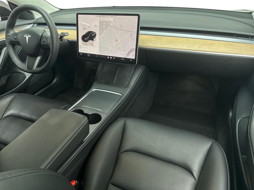 Tesla Model 3 Long Range AWD 4d