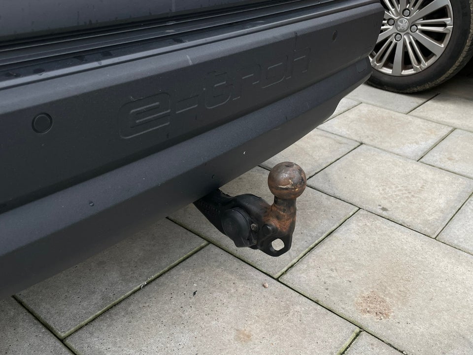 Audi Q4 e-tron 40  5d