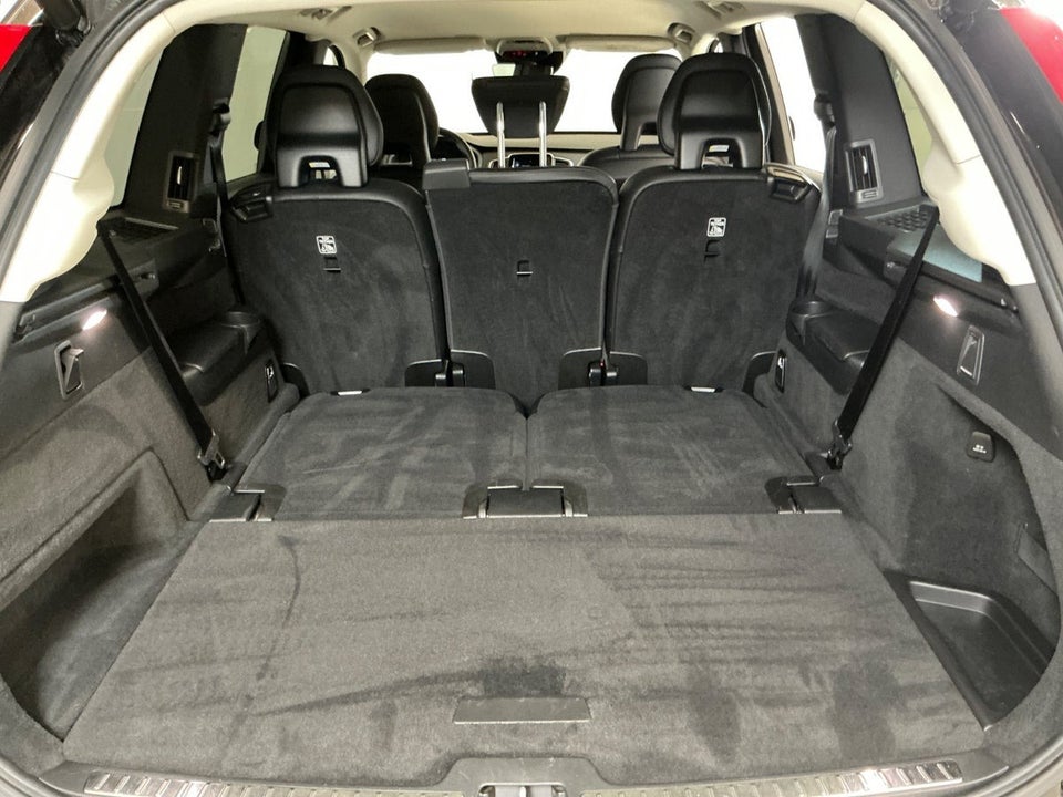 Volvo XC90 2,0 T8 ReCharge R-Design aut. AWD 7prs 5d