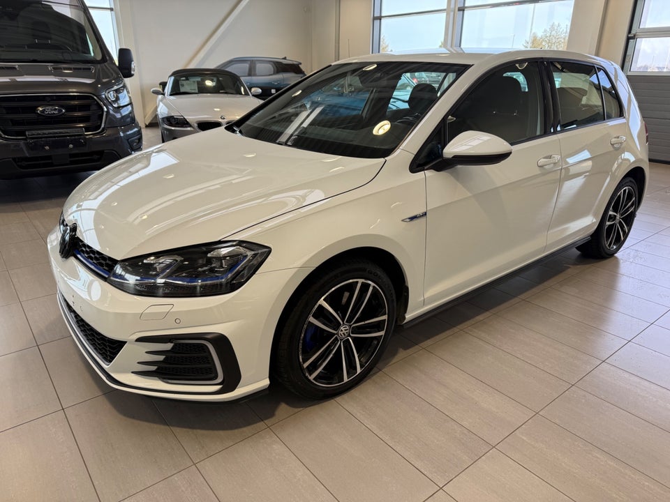 VW Golf VII 1,4 GTE DSG 5d