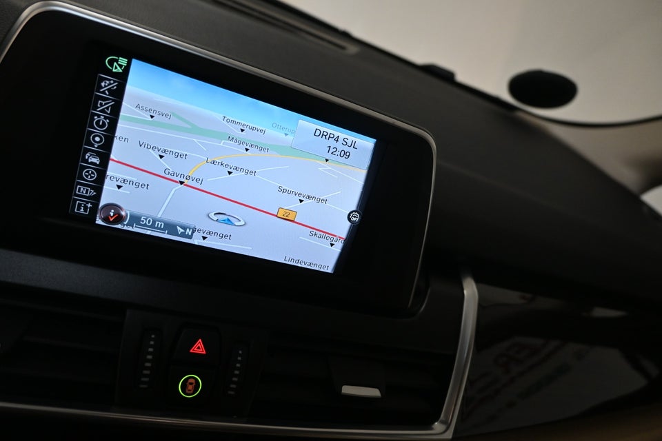 BMW 218i 1,5 Active Tourer Luxury Line aut. 5d