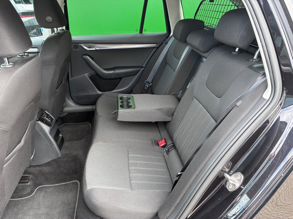 Skoda Octavia 2,0 TSi 190 Business Line Combi DSG 5d