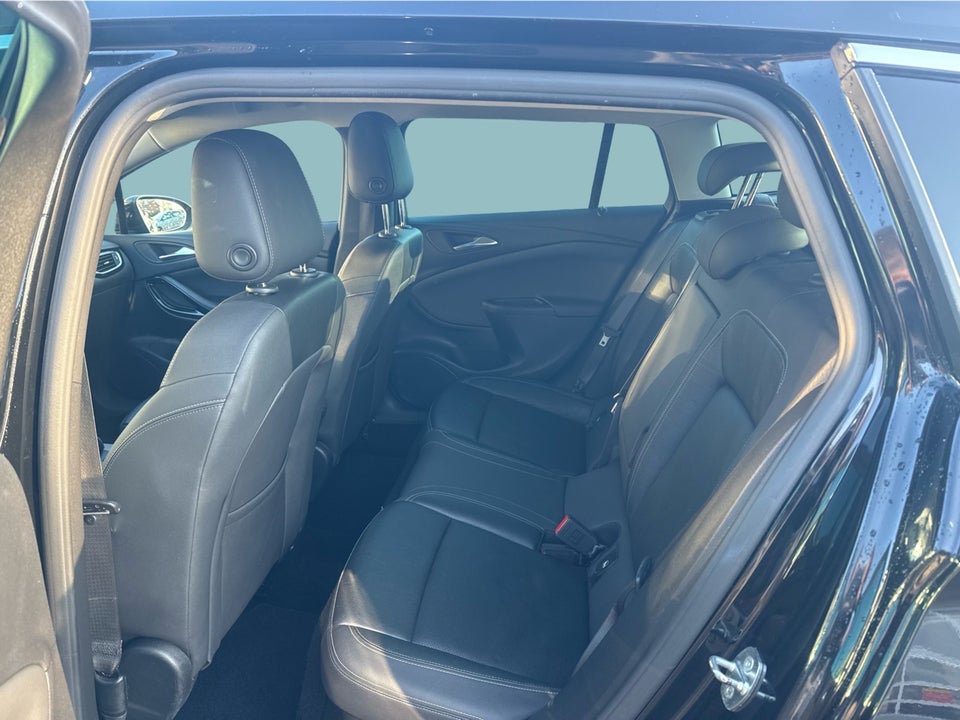 Opel Astra 1,4 T 150 Innovation aut. 5d