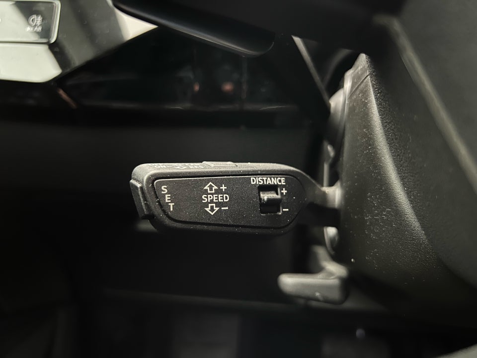 Audi e-tron 55 S-line Prestige quattro 5d