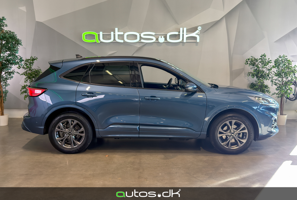 Ford Kuga 2,5 PHEV ST-Line CVT 5d