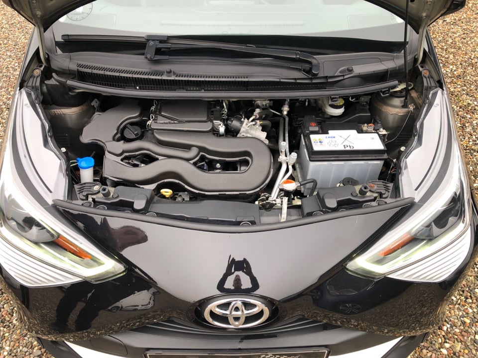 Toyota Aygo 1,0 VVT-i x-sky 5d