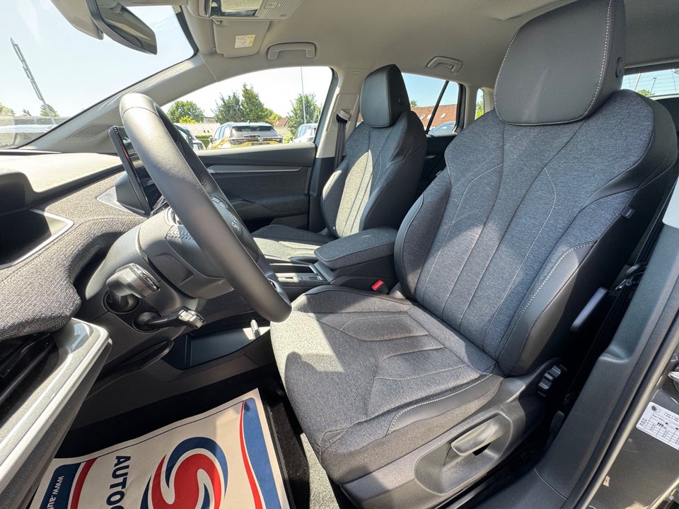 Skoda Elroq 60 iV Loft 5d