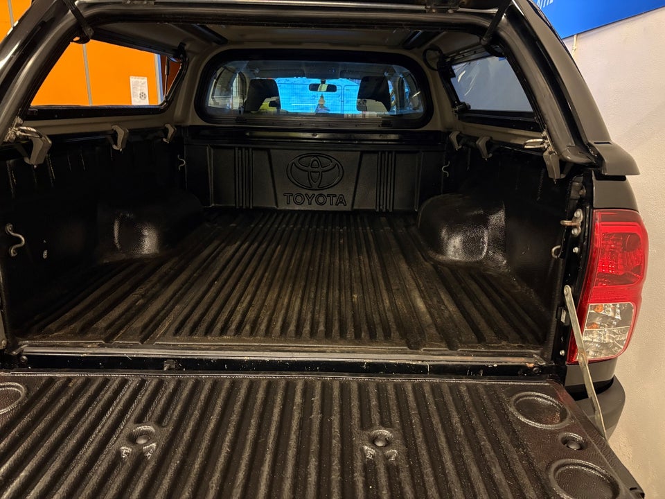 Toyota HiLux 2,4 D-4D 150 T2 Ex.Kab 4x4 4d