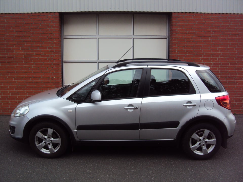 Suzuki SX4 1,6 CombiBack GLX 5d