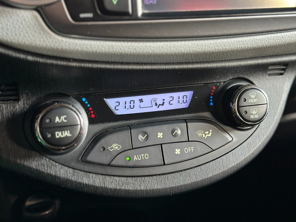 Toyota Yaris 1,5 Hybrid H2 Touch CVT 5d