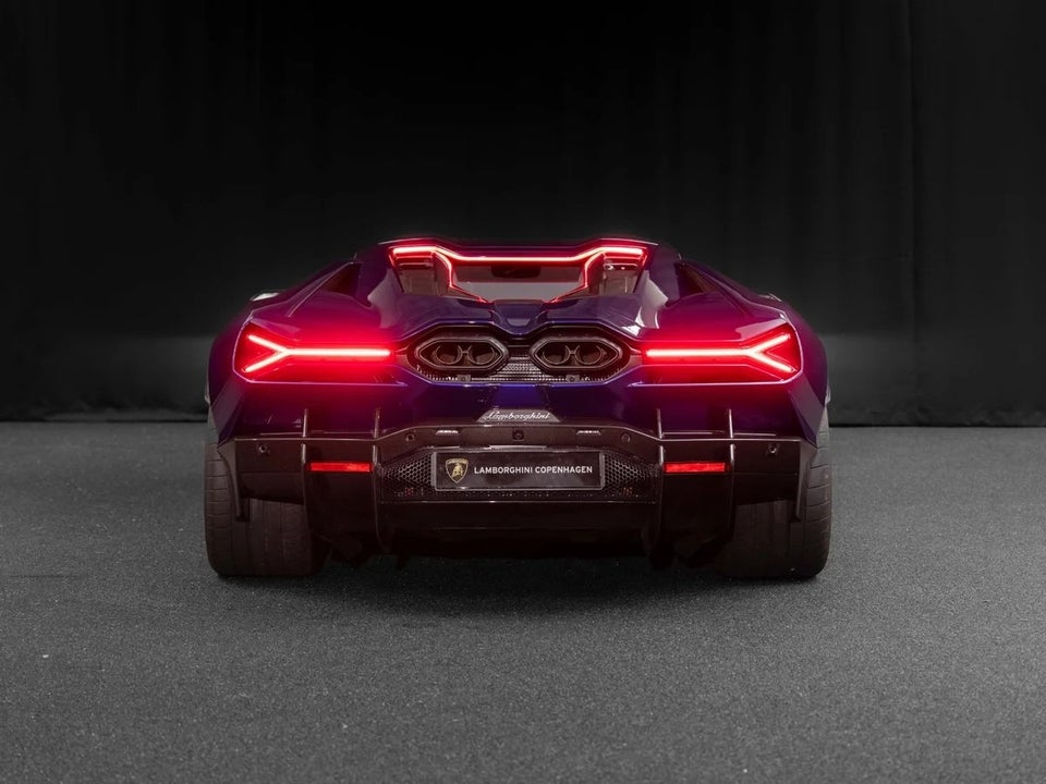 Lamborghini Revuelto 6,5  2d