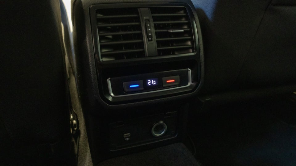 VW Passat 2,0 TDi 122 Business+ Pro Variant DSG 5d