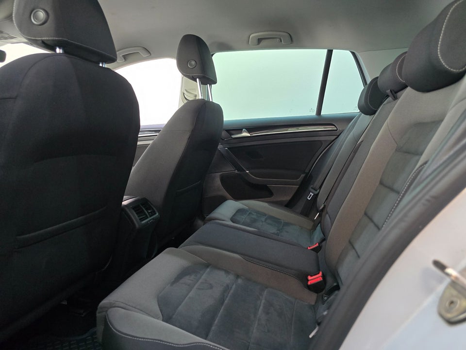 VW Golf VII 1,5 TSi 150 Highline DSG 5d