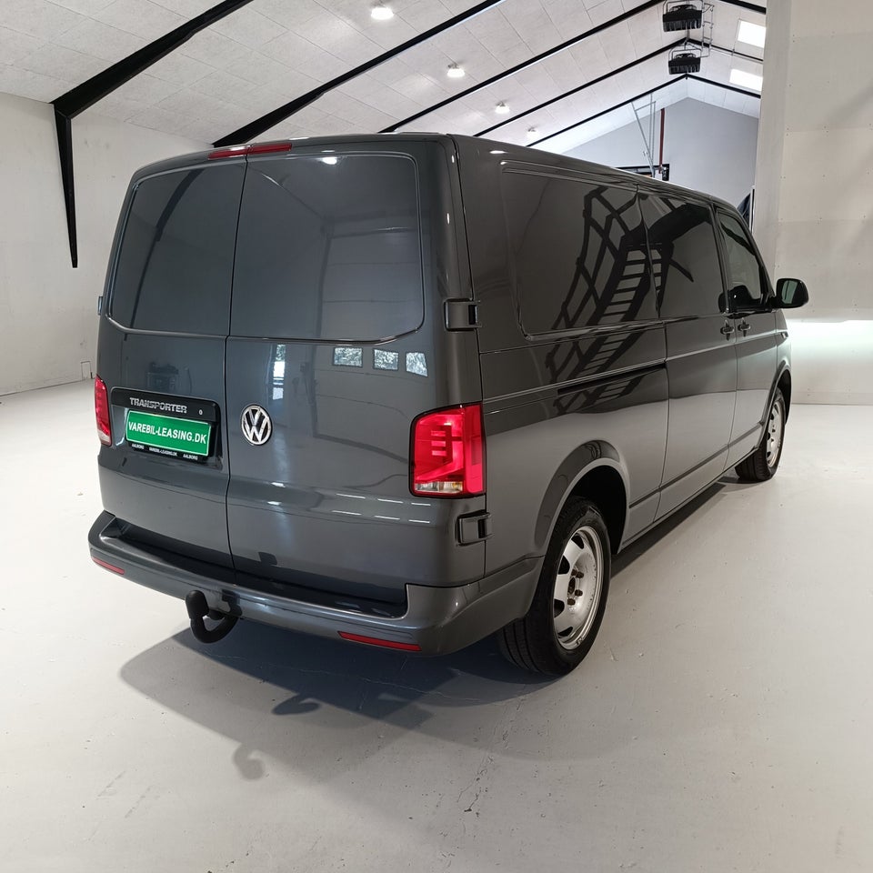 VW Transporter 2,0 TDi 204 Kassevogn DSG lang