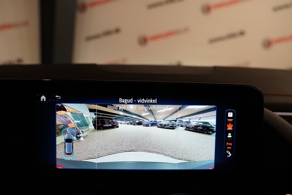 Mercedes EQA300 AMG Line 4Matic 5d