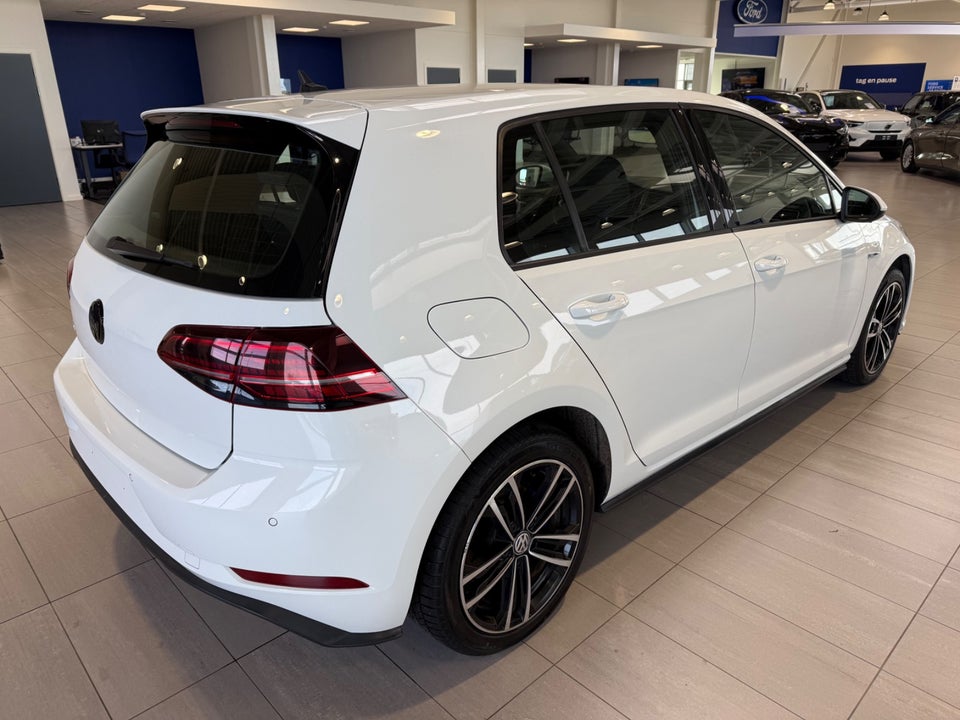 VW Golf VII 1,4 GTE DSG 5d