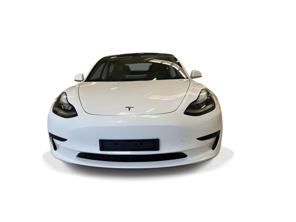 Tesla Model 3 Standard Range+ RWD 4d