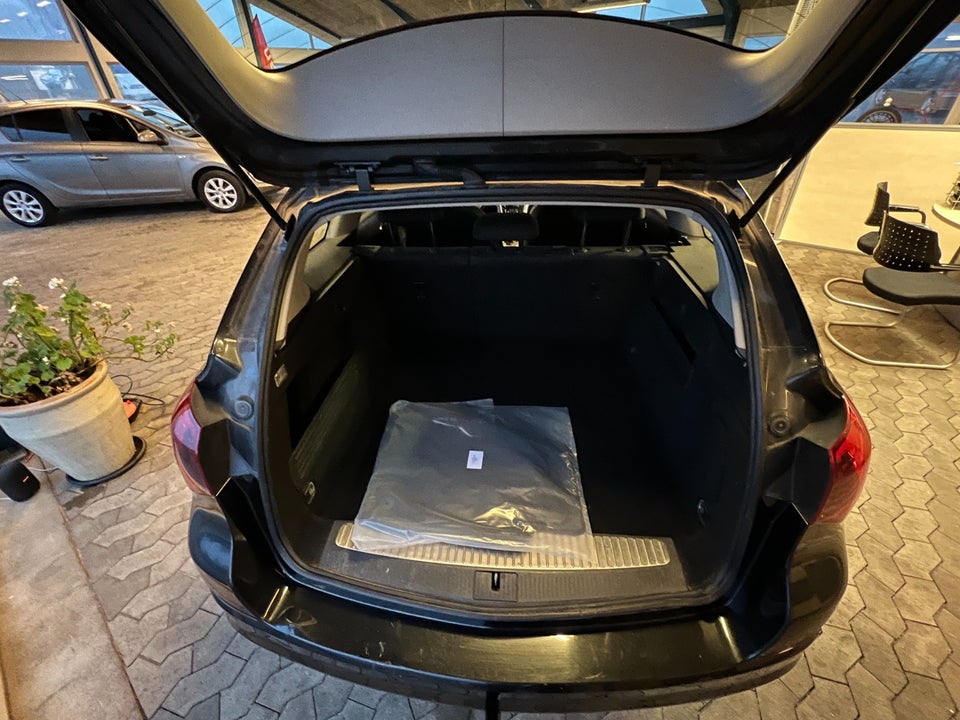 Opel Astra 1,4 T 140 Sport Sports Tourer 5d