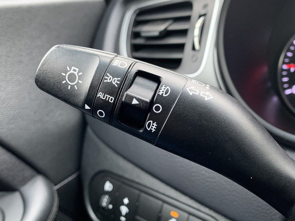 Kia Carens 1,6 GDi Style 7prs 5d