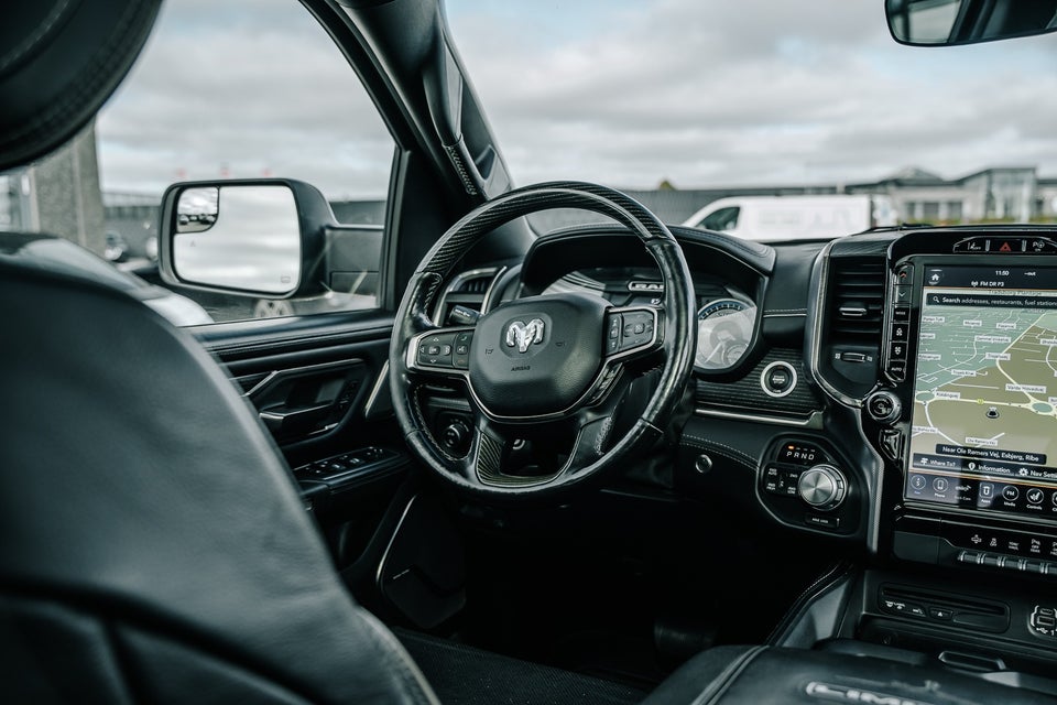 Dodge RAM 1500 5,7 V8 Laramie Crew Cab aut. 4x4 4d