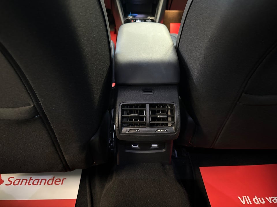 Citroën ë-C4 X 50 Shine 4d