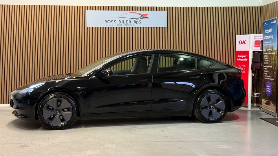 Tesla Model 3 Standard Range+ RWD 4d