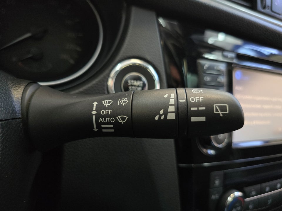 Nissan Qashqai 1,2 Dig-T 115 Tekna 5d