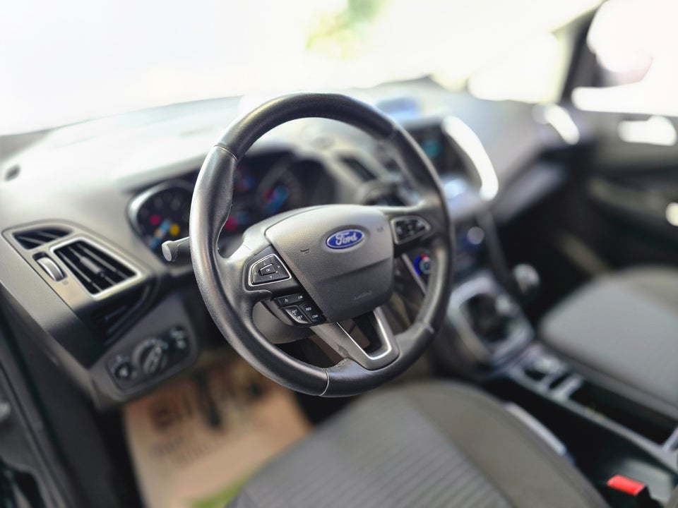 Ford C-MAX 1,5 TDCi 120 Titanium 5d