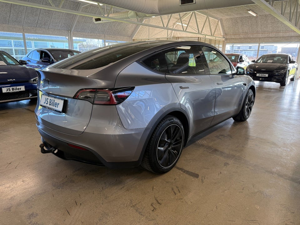 Tesla Model Y Long Range RWD 5d