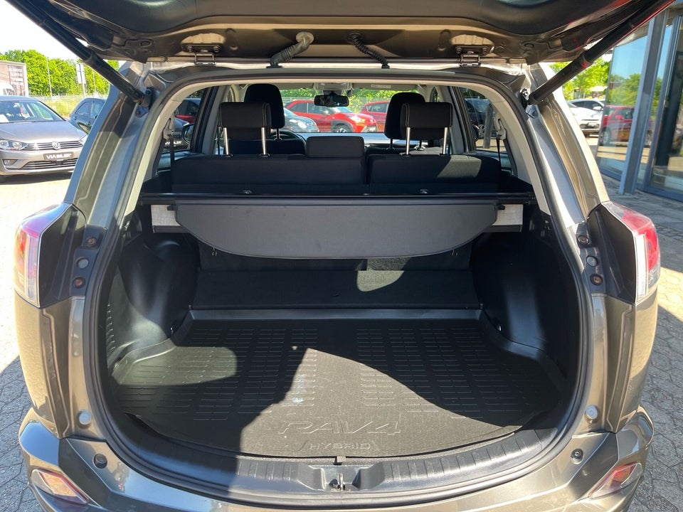Toyota RAV4 2,5 Hybrid H3 MDS 5d