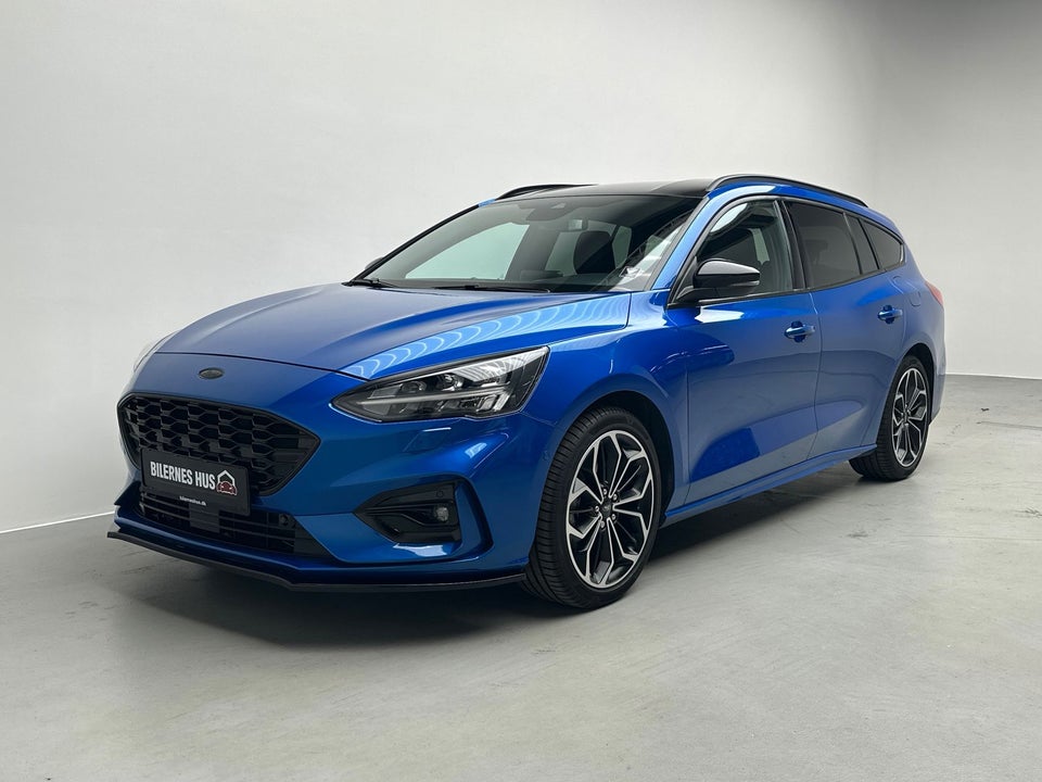 Ford Focus 1,5 EcoBoost ST-Line Business stc. 5d