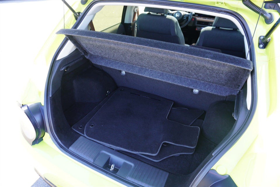 Honda e Advance 5d