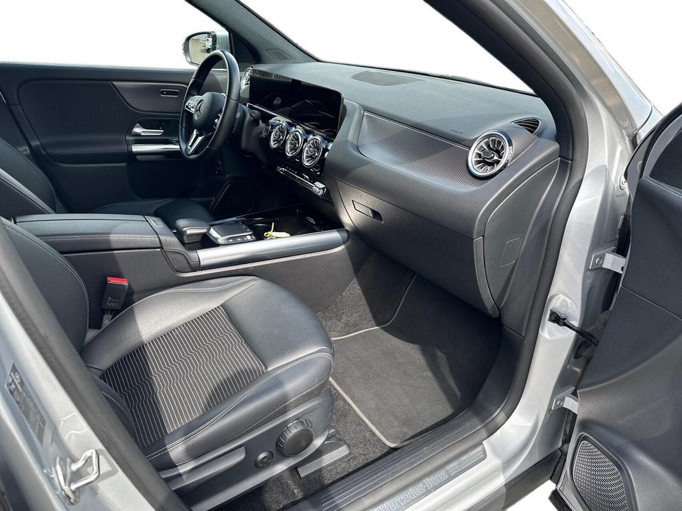 Mercedes EQA250 Progressive 5d