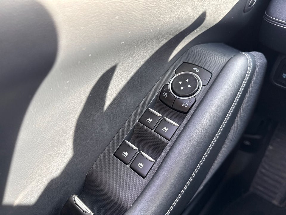 Ford Mustang Mach-E 70 Standard Range 5d