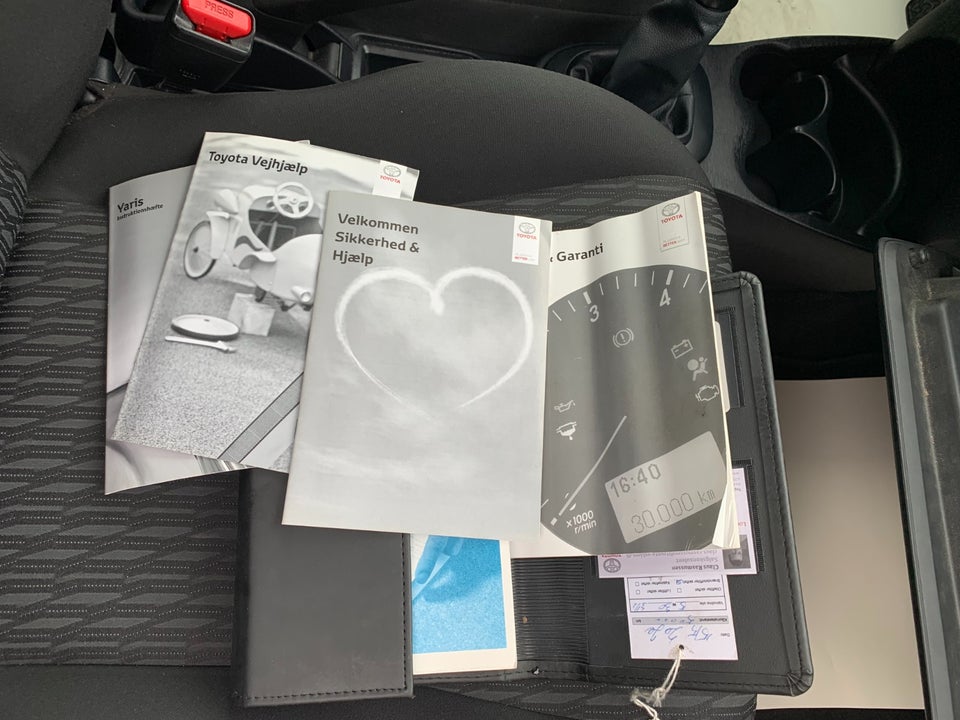 Toyota Yaris 1,0 VVT-i T1 5d