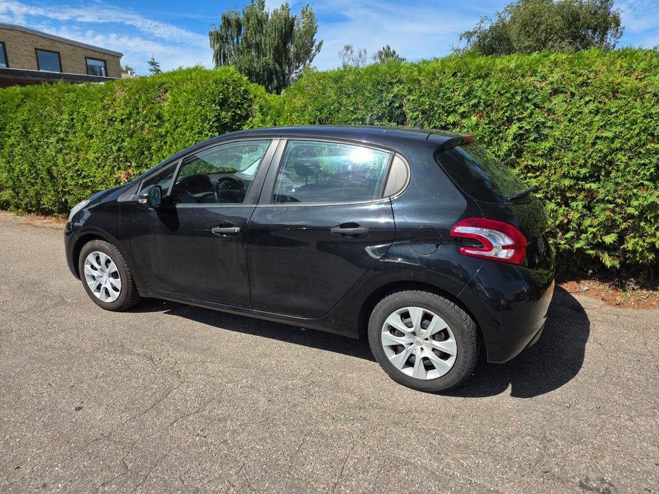 Peugeot 208 1,0 VTi Access Air 5d