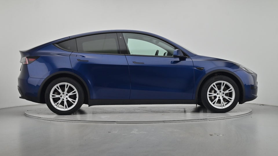 Tesla Model Y Long Range AWD 5d