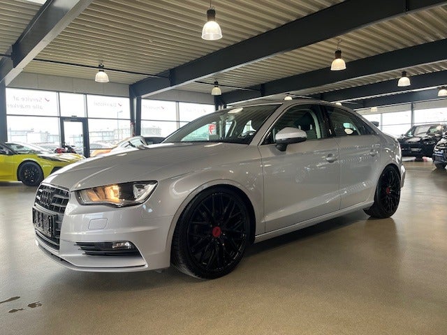 Audi A3 1,4 TFSi 150 Attraction 4d