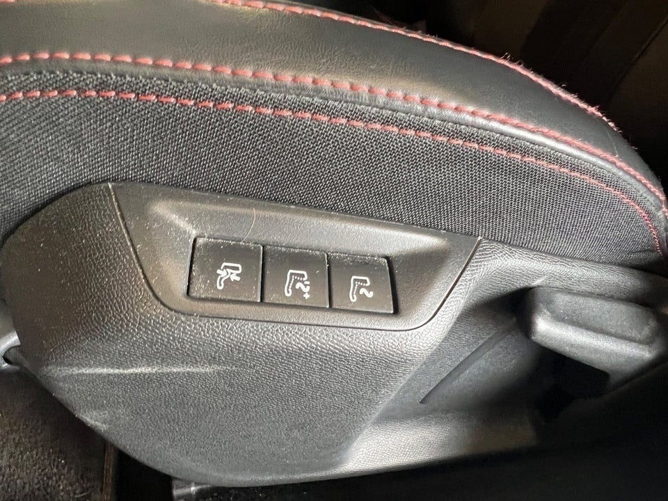 Peugeot 308 1,6 e-THP 270 GTi Performance Van 5d