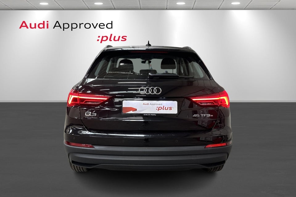 Audi Q3 45 TFSi e Attitude plus S-tr. 5d